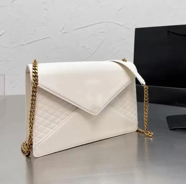 Luxury Designer Leather Gold Chain Shoulder Bag With Gold Chain Womens