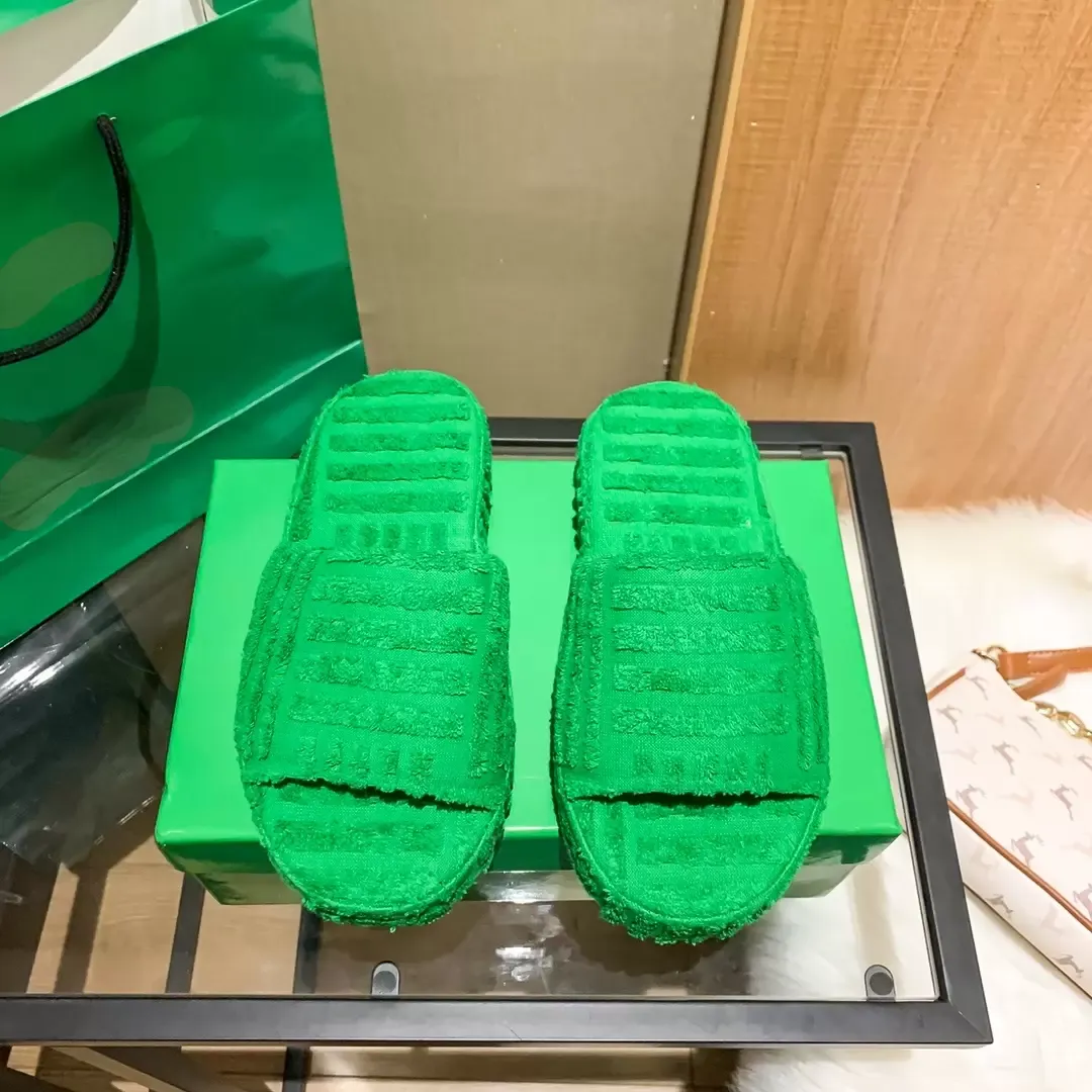 Latest Fashion Slippers for Women Green Towel Slipper Casual Soft Shoes size 34-41