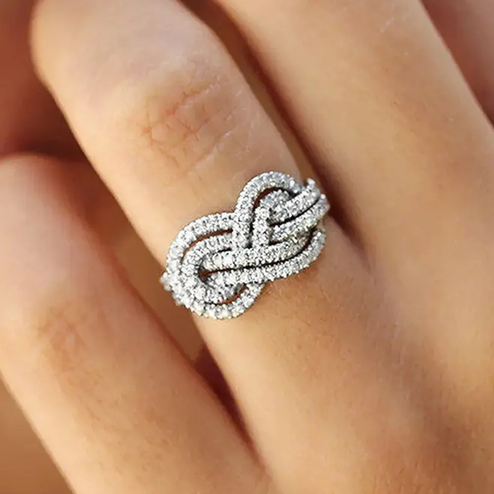 Woman Ring Twist Infinite Shape Crystal Cubic Zirconia Rings Exquisite Female Wedding Bands Fashion Jewelry Bulk