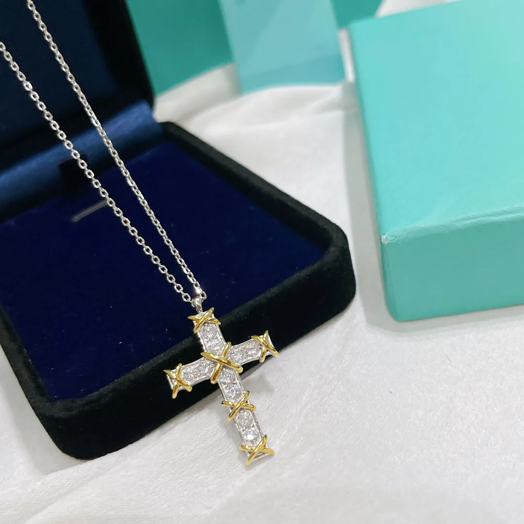 Gold Cross Dolgulu Toptan El Yapımı Takı Zinciri Bağlantı Kolye Kolye Tasarımcısı Kadınlar için Erkekler Set Çift Moda Düğün Partisi Şükran Günü Sevgililer Günü Hediyeleri