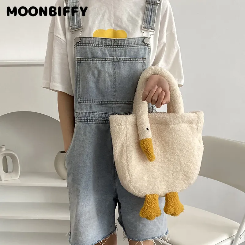 Autumn Womens Canvas Messenger Bag Large Capacity Cotton Shoulder Bag With  Simple Zipper And Semicircle Cloth Design Perfect For Spring 2023 From  Wonderfuling, $16.64 | DHgate.Com