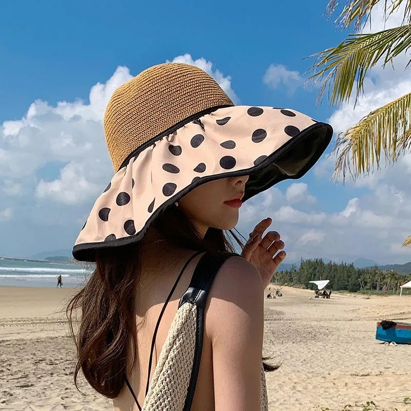 Berets Summer Big Brim Black Plastic Sun Hat Female Beach Full Face UV Protection Point Fisherman