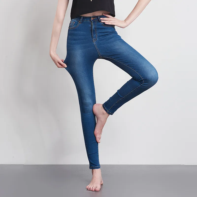 Jeans da donna Denim Jeans da donna Vita alta Streetwear Pantaloni skinny elasticizzati Donna Pantaloni neri in cotone lavato chiaro 5XL 6XL 230303