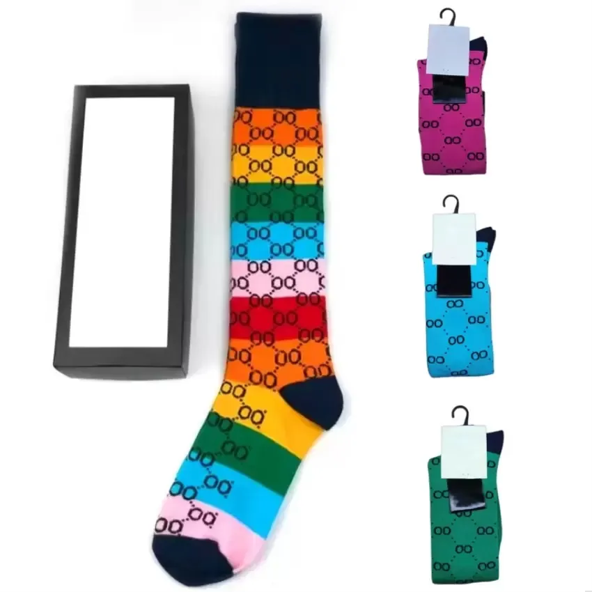 Chaussettes multicolores de luxe de styliste pour hommes et femmes, bas de haute qualité, chaussettes confortables pour seniors, A1, 2023