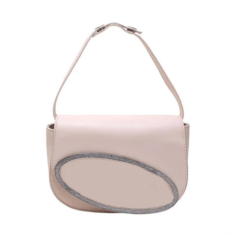 Oval Baguette axelväska Cross Body Designer Handväskor Oval Shape Letter Dekorera Mini Pochette Justerbar band Messenger Luxury