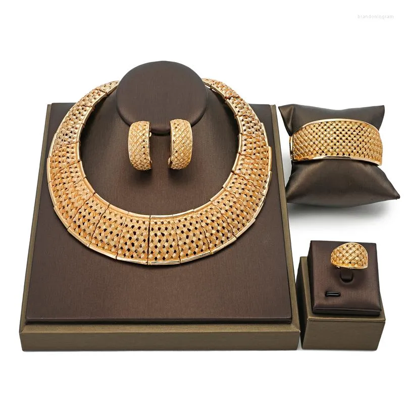 Halsbandörhängen Set 2023 Fashion African Woman Custome Nigeria Bröllopsmärke smycken Dubai Gold grossist