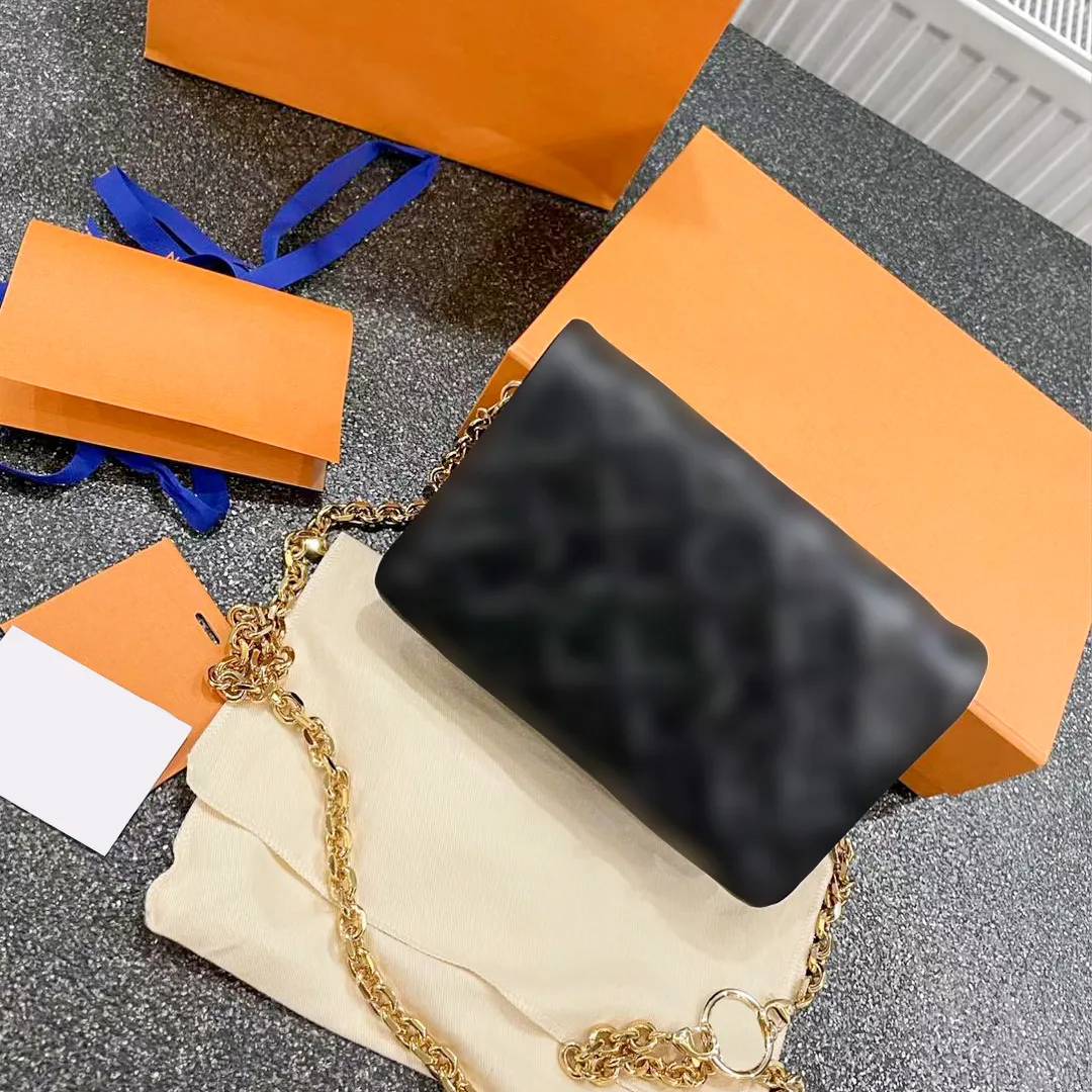 حقيبة يد صغيرة من Pochette coussin بتصميم مربع من الجلد الأصلي للنساء والرجل سلسلة مزخرفة للكتف Luxurys حقيبة يد حقيبة يد كروس بودي