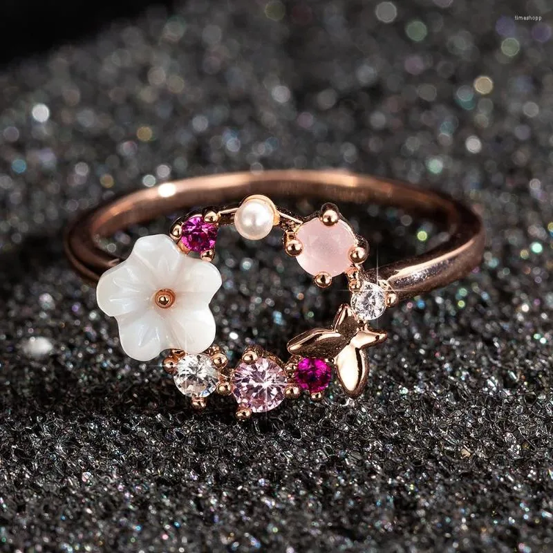 Anillos de boda con flores de cobre y cristal, dedo de mariposa creativo para mujer, joyería Glamour de oro rosa, regalo para niña, bisutería