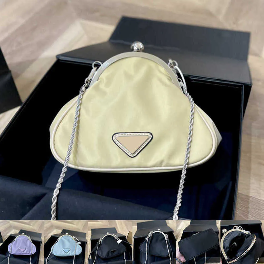 TOTEES PRABAG WOMENS TOTE BAG TRIANGLE LOGO DESIGNER CLOUNDY MEDIUN VINTAGE CLIP S LUXURYS HANTBAG DESIGNERS PURSE WALLET SLACDER BODY POUCH221101