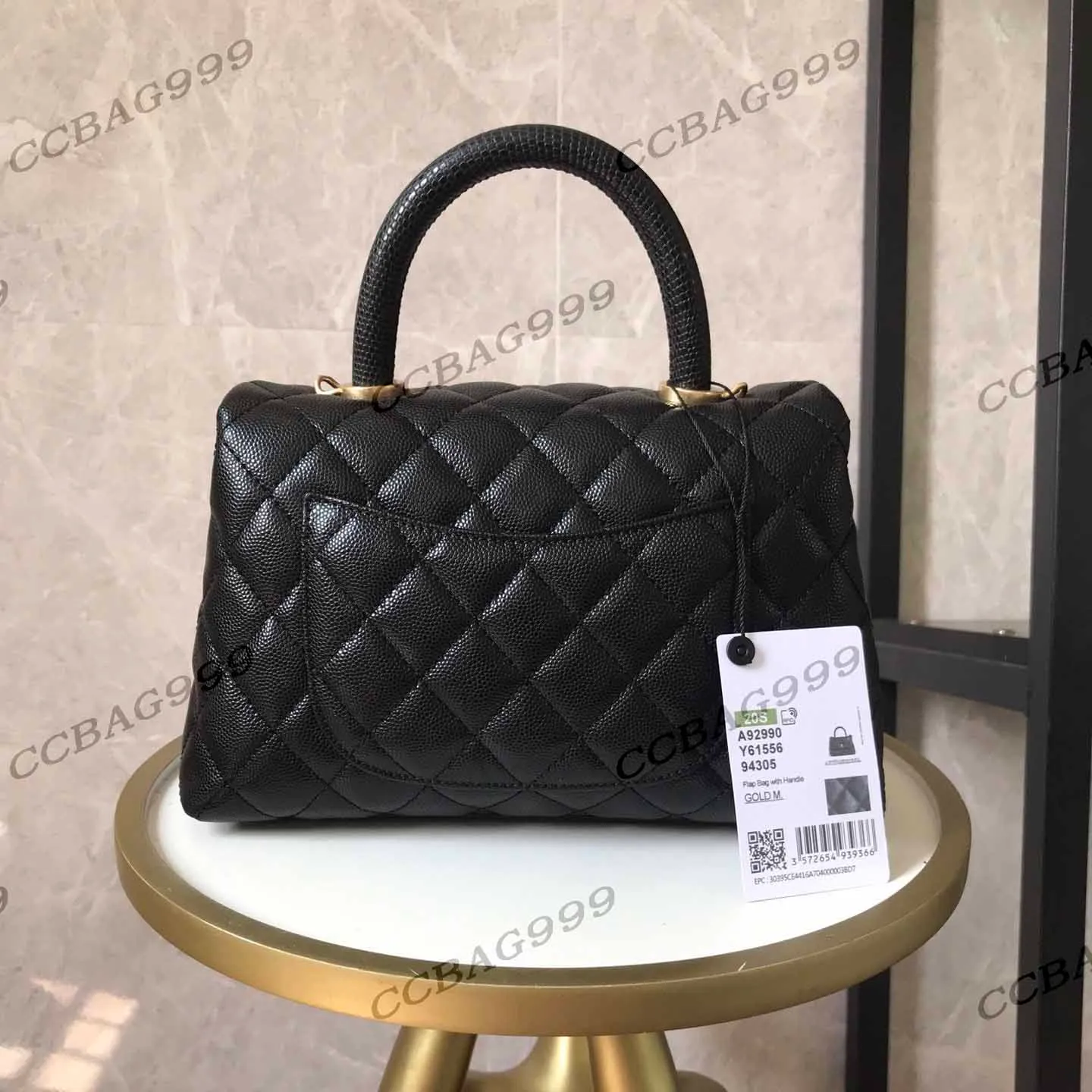 CC Bag Black Classic Hand bag Embossed Calf Belt Handle Leather and Gold Tone Metal Diagonal Shoulder Chain Womens Luxury Designer Bags Portable Large