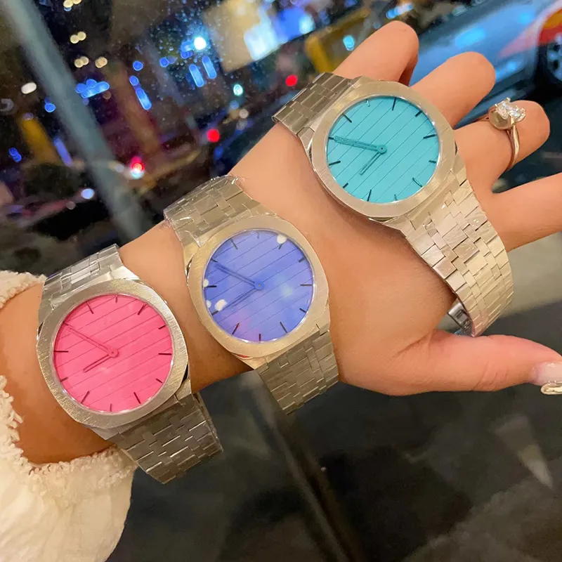 Womens Watch Designer فاخرة الموضة مشاهدة عالية الجودة الكوارتز حجم 38 ملم ساعة فاخرة مراقبة وردية الوردي ووتش مادة مقاومة للماء المواد الفولاذ المقاوم للصدأ