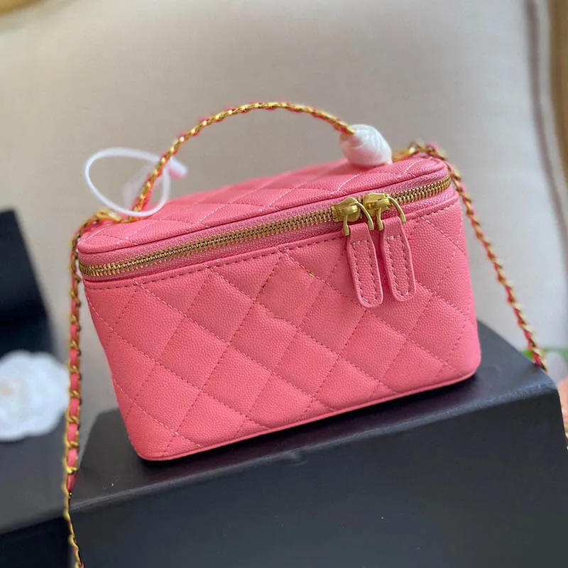 Multi color Women Letter Handheld Makeup Bag With Mirror Caviar Leather Versatile Wallet Crossbody Bag Luxury Handbag Multi Pochettes Fanny Packs Designer Wallet