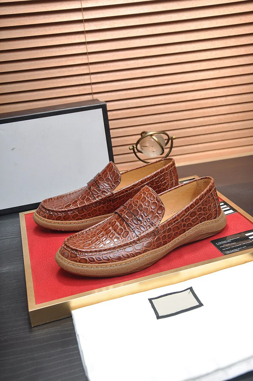 Fashion 2023 Mens Dress Shoes Slip On Genuine Leather Brand Business Flats Comfortable Moccasin Casual Loafers Size 38-45