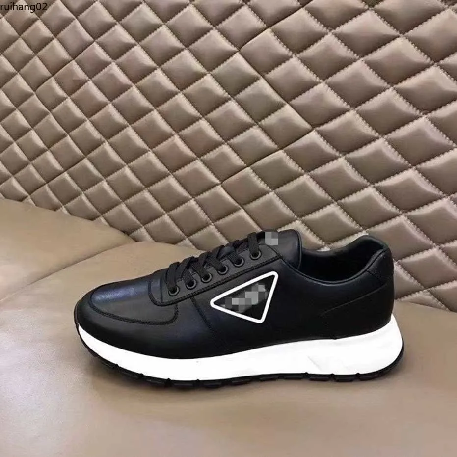 2023 Mężczyźni Biała czarna platforma Low Top Sneaker Mesh Running Casual Buty Lady Fashion Mieszane oddychane trenerzy Rozmiar 38-45 MKIJK RH200002