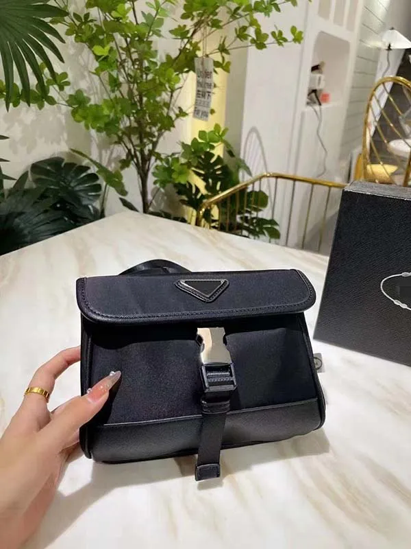 Lightweight Nylon Crossbody Bag Parachute Cloth Messenger, Mini Square  Bag, Unisex Fashion Mobile Phone Pouch