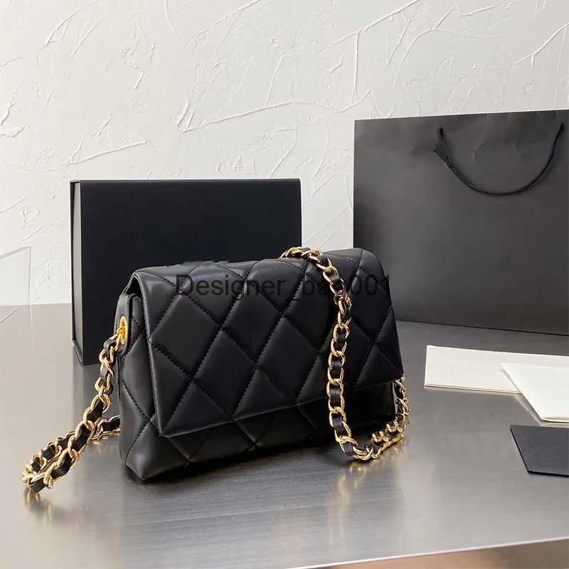 Fashion Quilted Luxury Bag Latest Letter Chain Underarm Bag Crossbody Designer Bags Designers Women Handbag Shoulder Purse Classic Leather