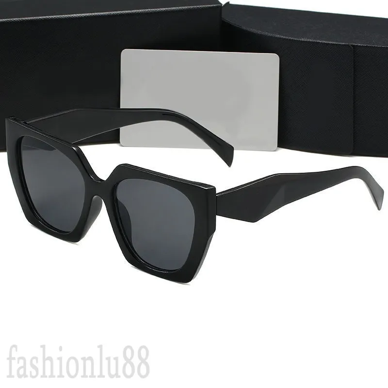 Lunettes de soleil design triangulaires femmes lunettes de luxe accessoires de mode lunette homme imprimé léopard cool fille lunettes de soleil populaires pour hommes PJ021C23