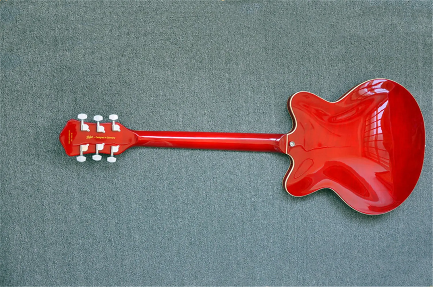 エレキギター6弦光光沢のある赤い薄いセミホローボディメープルネック