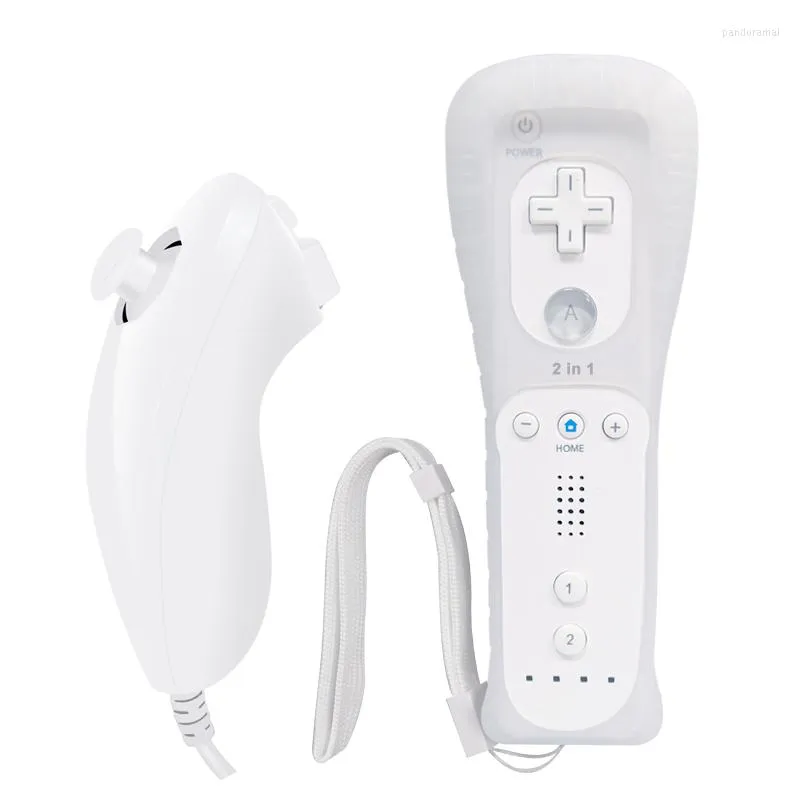 وحدات التحكم في اللعبة Wii Remote ومع Motion Plus