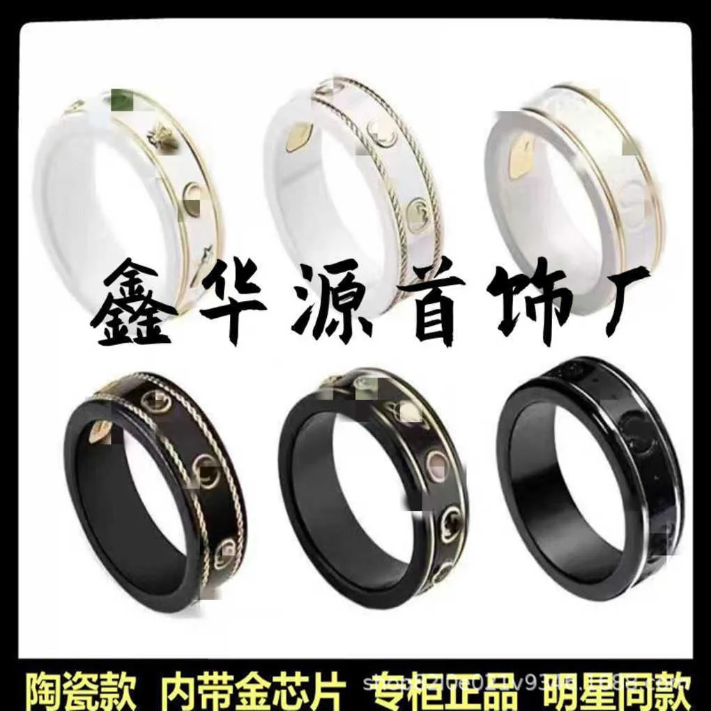 Fashion Collection 2023 New Luxury High Quality Fashion Jewelry for Black and White Ceramic Fried Dough Twists Gold Double Sided Couple Ring