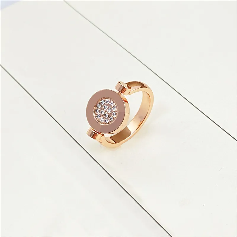 Diamondring Titanium Staal Zilveren Liefdesring Mannen en Vrouwen Rose Gouden Sieraden voor Liefhebbers Paar Ringen Cadeau Verjaardag Zuid-Amerikaanse Goldrings Kristal