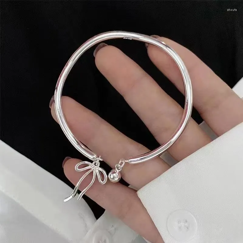 Bangle Ventfille 925 Штамповать серебряный цвет браслет -лук для женщин милый романтический круглый мяч украшения подарка подарки капля оптом