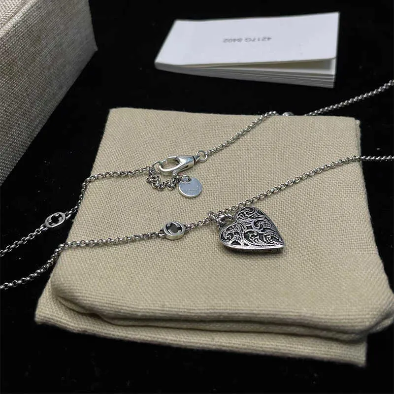 2023 New Luxury High Quality Fashion Jewelry for Silver Embossed Tiger Head Necklace Sweater Chain Men and Women INS Simple Couple