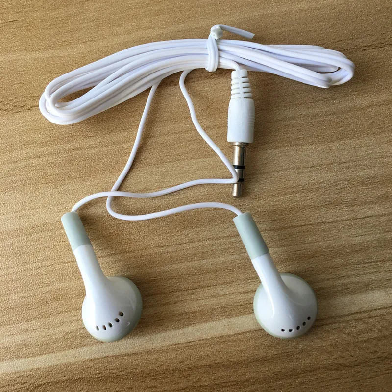 MP3 MP4 için en ucuz evrensel cep telefonu kulaklık yok 3,5mm beyaz kulaklık tek kullanımlık kulaklık kulaklık
