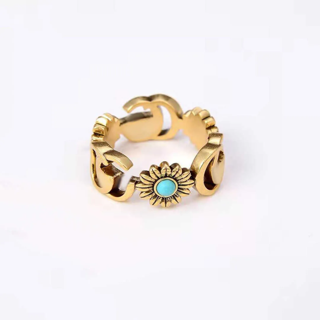 20% korting op alle items 2023 Nieuwe luxe hoogwaardige mode -sieraden voor Daisy Bronze dubbele bloem turquoise paar ring