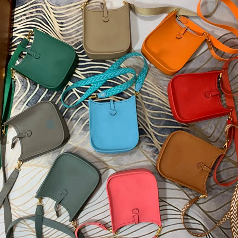 Damentasche, Handtasche, eine Schultertasche, Mode-Shopping, Umhängetasche, Leder, komplett mit K-Gold-Hardware plattiert, Luxus-Designer-Umschlag-Geldbörse, Mini-Handtasche, Größe: 17