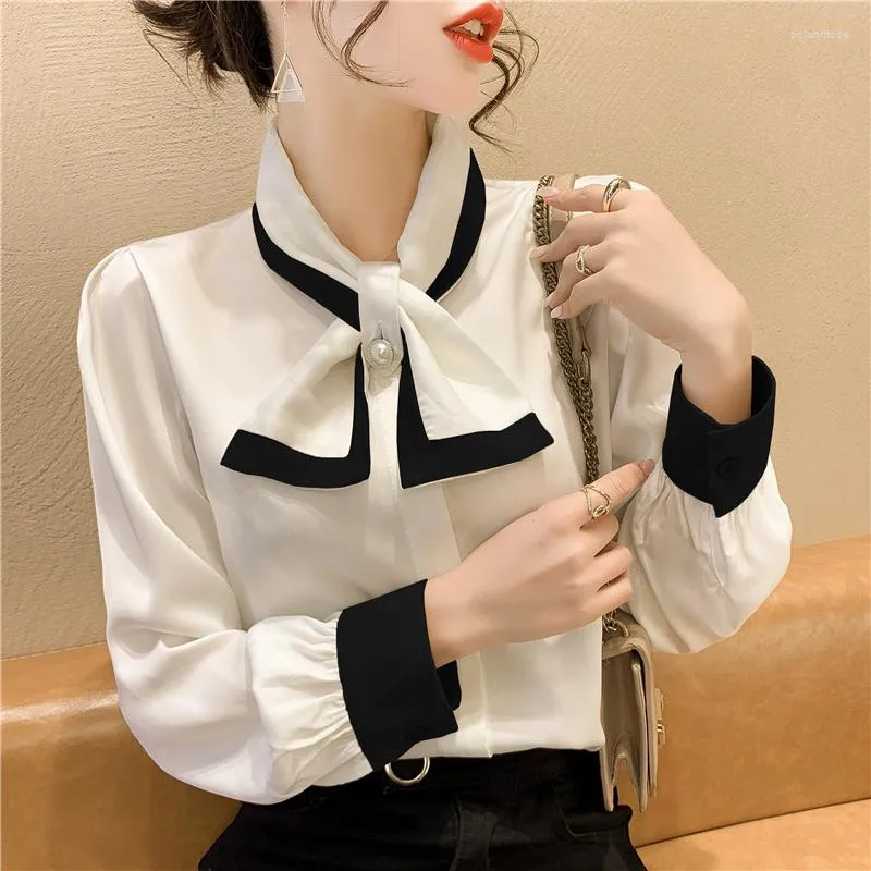 Blouses feminina Chikichi 2023 Versão da primavera Coreana costura contraste colorido color de pescoço branco Camisa de chiffon de mangas compridas mulheres mulheres