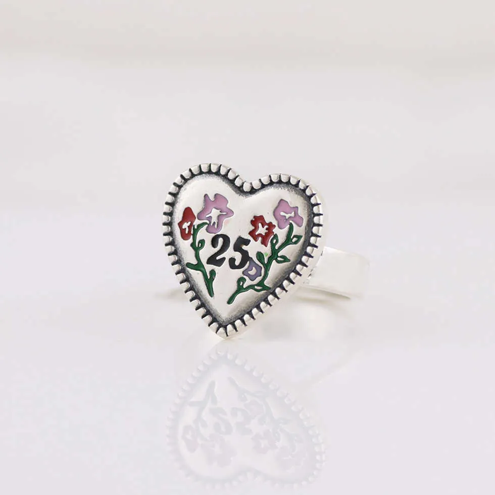 80% rabatt 2023 Ny lyxig högkvalitativ modesmyck för Series Ring Silver Flower Digital Par Ring Valentine's Day Gift Anniversary