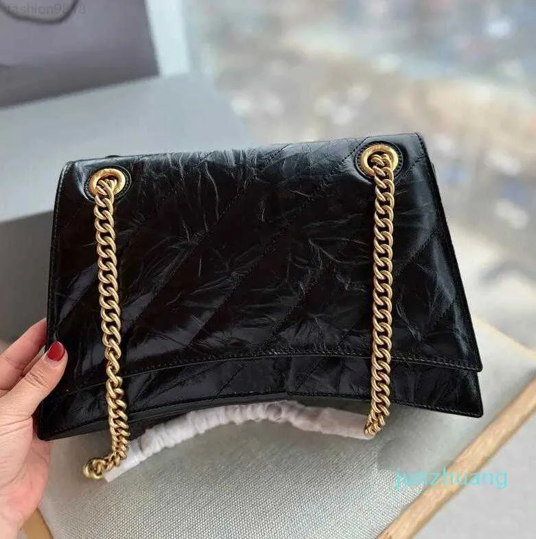 Bolsos de mujer Diseñadores Bolso Lady Design Reloj de arena Bolsos de hombro Lady Chainbag Silver Letter 44 Crossbag Luxury Classic Bag Oil Wax Leather Three