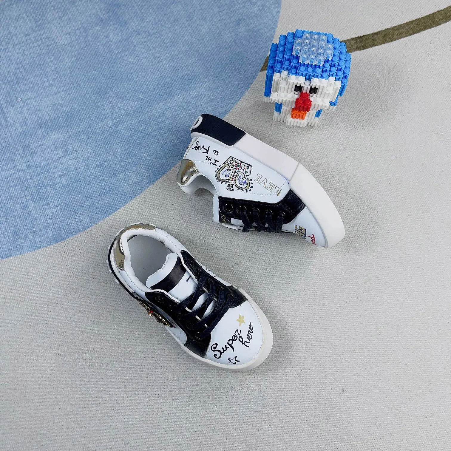 scarpe firmate di marca per bambini da skateboard Sneaker per bambini in morbida pelle ricamata stampata per bambini, ragazzo e ragazza, Sneaker Graffiti 52l