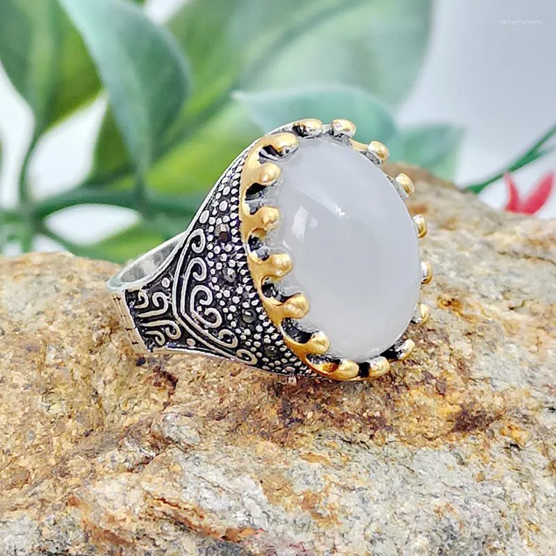 Wedding Rings Vintage Classic Gold Crown Moonstone Engagement Ring Natural Opal Stone For Women Boho Heart Jewelry