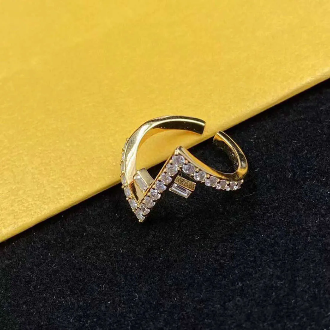 60% OFF 2023 New Luxury High Quality Fashion Jewelry for Rhinestone Brass Adjustable Open Premium Small Design Versatile Ring