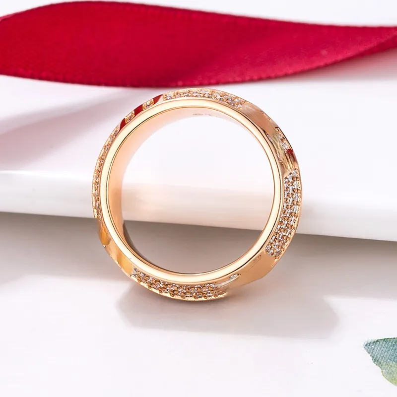 Amerikanischer Zeigefingerring aus S925-Sterlingsilber für Frauen, passend zu den trendigen, leichten, luxuriösen, personalisierten Ringen Retro für Frauen