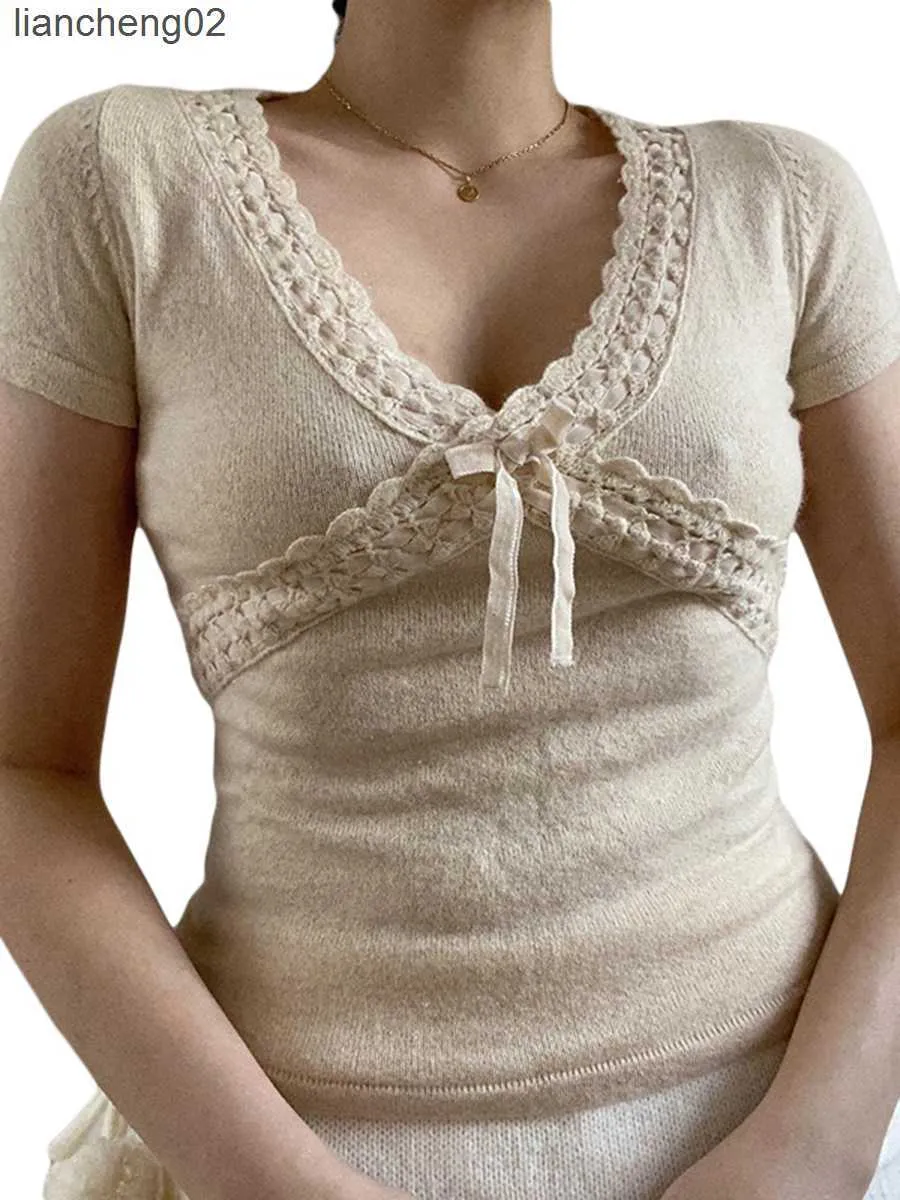 Женские трикотажные футболки женский трикотаж y2k с твердым цветом кружевной отделкой v-образные топы с коротким рукавом с коротким рукавом. Пуловой пуловер летний наряд