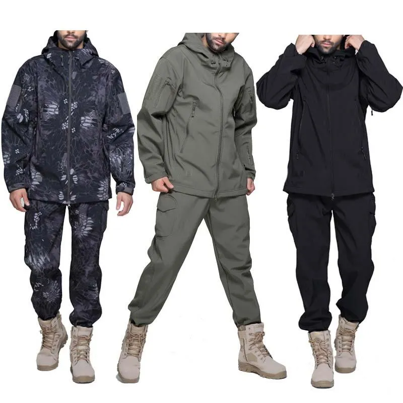 Jaquetas de caça Caminhando roupas de casca de casca tática Men Suits Windbreaker Flight Pilot Hood Fleece Field Pants Army Clothinghunti