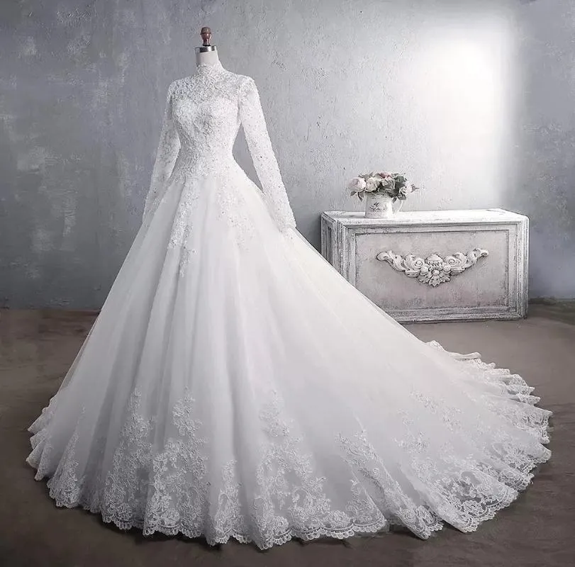 Abito da sposa Altri abiti Principessa Lusso Pizzo Collo alto Maniche lunghe Appliqued Abito da ballo celebrità Abiti da sposa Musulmano Vestido De