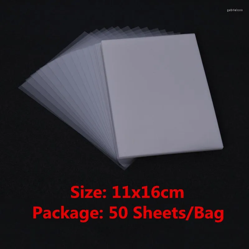 غلاف الهدايا 50pcs/ورقة نافذة بلاستيكية الكثير 11 سم الحجم 16 سم للحرف اليدوية المصنوعة يدويًا بطاقات الزخرفة.