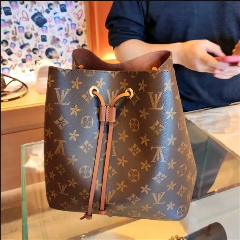 Lüks Tasarımcılar NEONOE Kova Omuz Çantaları Çiçek Çantaları En kaliteli Marka Mektubu Deri Cüzdanlar louise Cüzdan Kadın vutton Tote viuton Crossbody Çanta