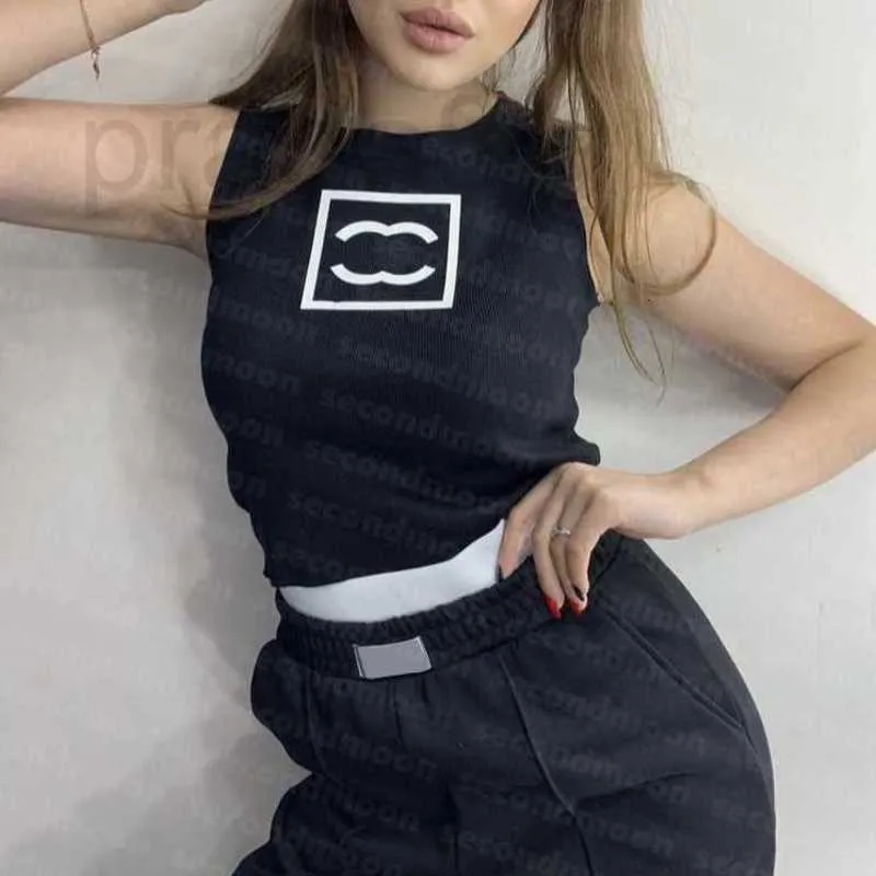 Kadın T-Shirt Tasarımcısı Kadın Tank Top Tee Yaz Seksi Mahsul Mürettebat Boynlu Yelek Kadın Yoga SPOR YEŞLE LVPF