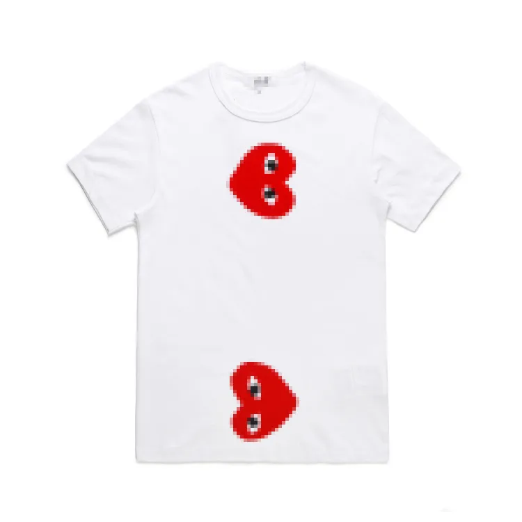 Tee Mens Designer T-Shirts Com Des Garcons CDG Büyük Kalp Oyun T-Shirt Invader Sanatçı Edition Beyaz Yepyeni Boyut Kadınlar