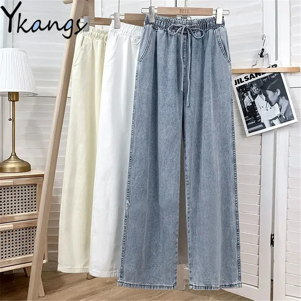 Kvinnors jeans elastiska band höga midjan dragsko bred ben jeans kvinnor grundläggande klassiska denim byxor lösa enkla koreanska blå vita beige byxor 230306