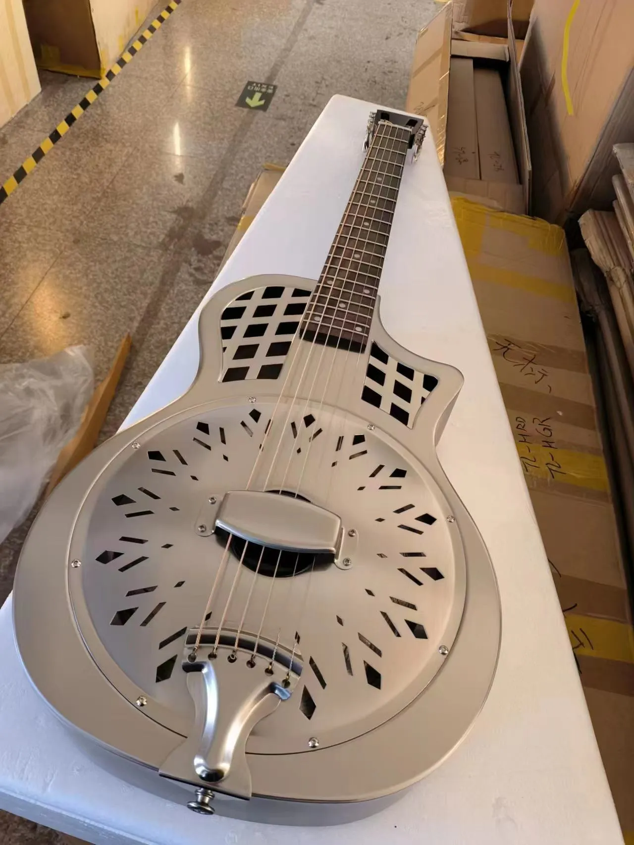 Jonathan 17 series resonator guitar resophonic guitars Metal Body Duolian guitars dobra rare-guitar classical headstock no logo edition 1711EK no neck pickup