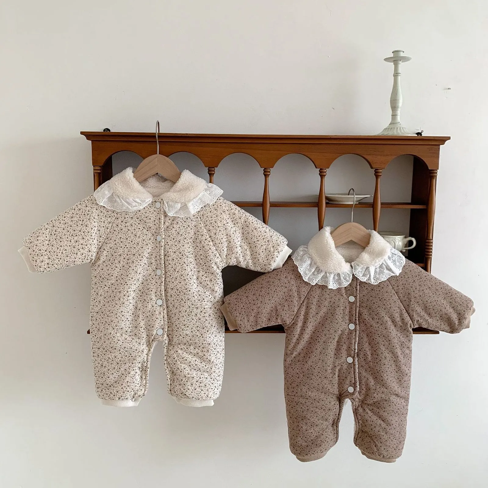 Jumpsuits 3726e Born kläder baby vadderad jumpsuit vinter trasiga blommor baby flicka kläder fleece varma klättring kläder 230303