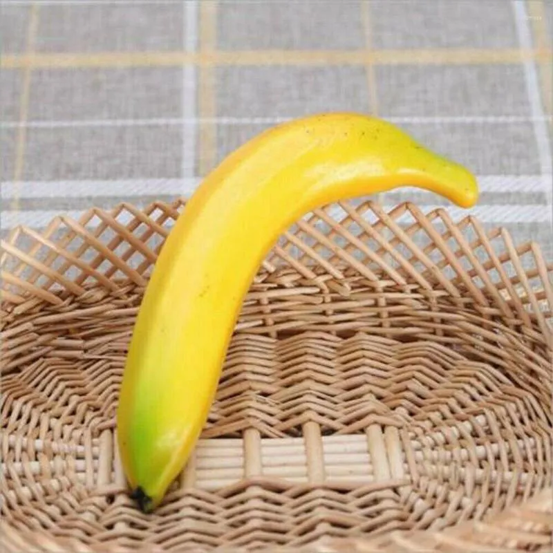 Party-Dekoration, 2 Stück, 20 cm, künstliche Früchte, gefälschte Bananen, dekorative Kunststoff-Früchte, realistische Display-Requisiten