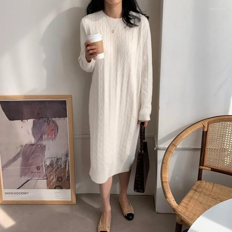 Vestidos casuais vestido de suéter branco sólido Mulheres A-line chic coreana elegante outono inverno o pescoço malha solta 2023 senhora mulher vestido