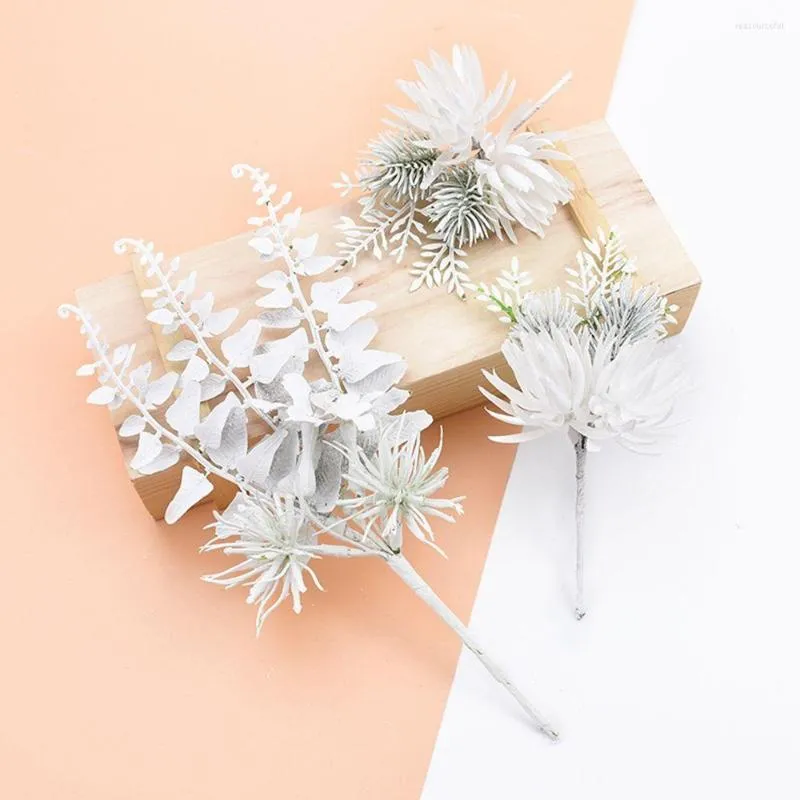 Fleurs décoratives 1 paquet branche de pin artificielle bricolage couronnes de fausses fleurs pour arbre de noël cadeaux de mariage ornements de boîte